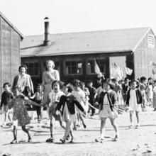Schoolchildren at Minidoka Incarceration Camp image thumbnail